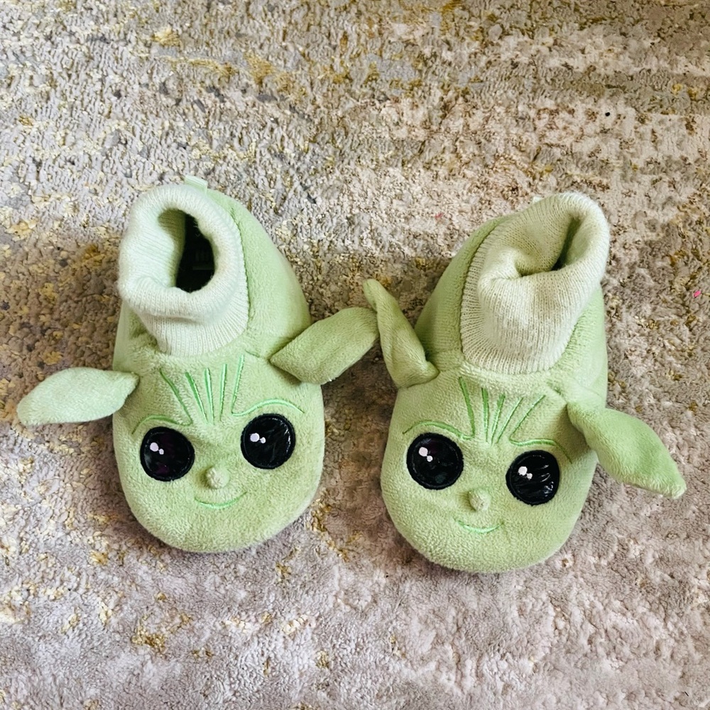 Green Baby Yoda Plush Slippers